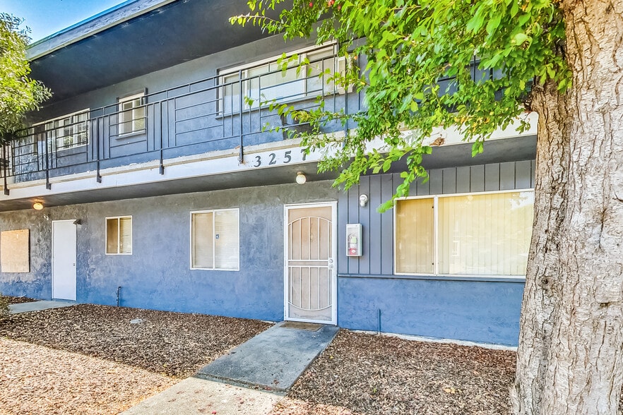 More Photos Of 3257 Delaware St, Oakland Apartments For Sale
