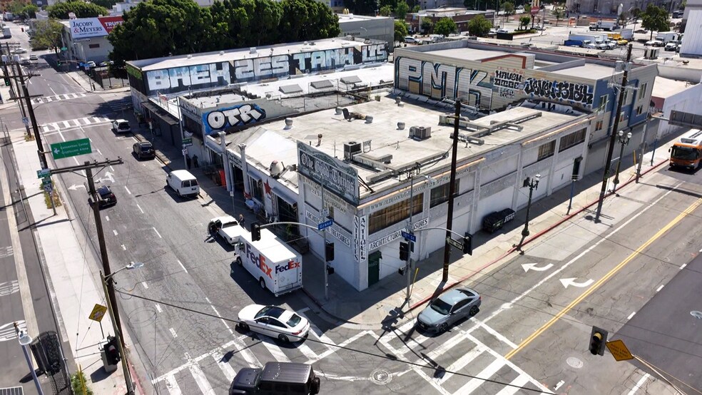 More Photos Of 1800 S Grand Ave, Los Angeles Warehouse For Sale