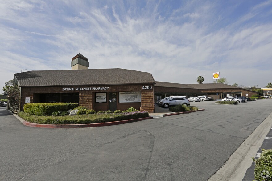 More Photos Of 4200 Trabuco Rd, Irvine Medical For Lease