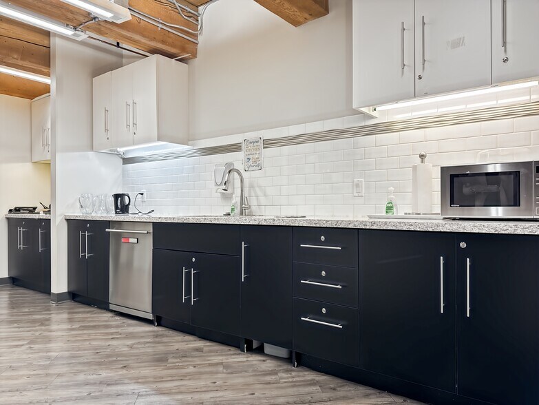 More Photos Of 1090 Homer St, Vancouver Coworking Space