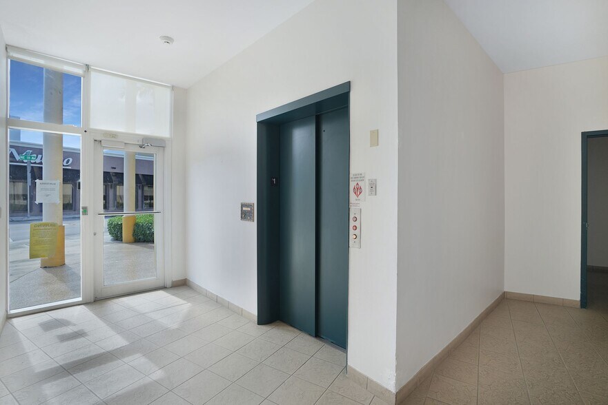 More Photos Of 1776 E Sunrise Blvd, Fort Lauderdale Office Residential For Lease