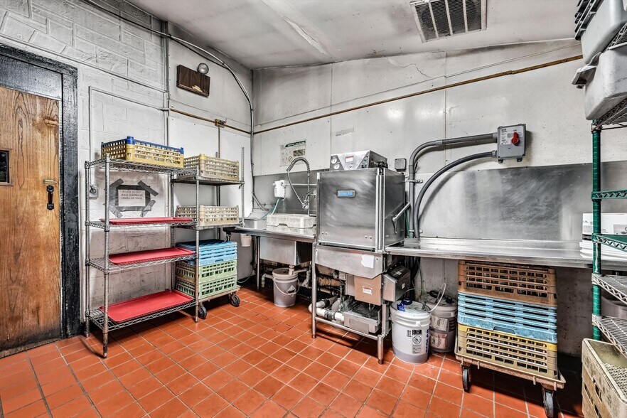 More Photos Of 3790 Morgantown Rd, Mohnton Restaurant For Sale