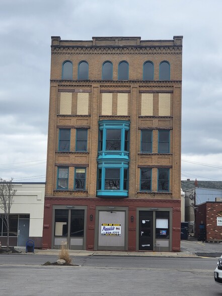 Primary Photo Of 185 Grant St, Buffalo Storefront Retail Residential For Sale