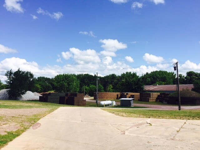 More Photos Of 801 E Rock St, Springfield Manufacturing For Sale