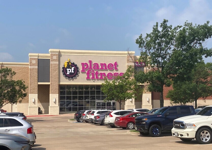More Photos Of 1551 Highway 287 N, Mansfield Unknown For Lease