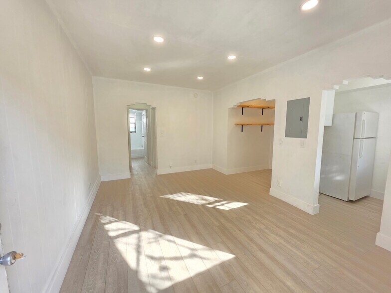 More Photos Of 560 NE 15th Ave, Fort Lauderdale Apartments For Sale