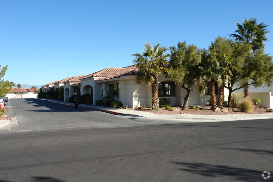 More Photos Of 6950 Via Olivero Ave, Las Vegas Office For Sale