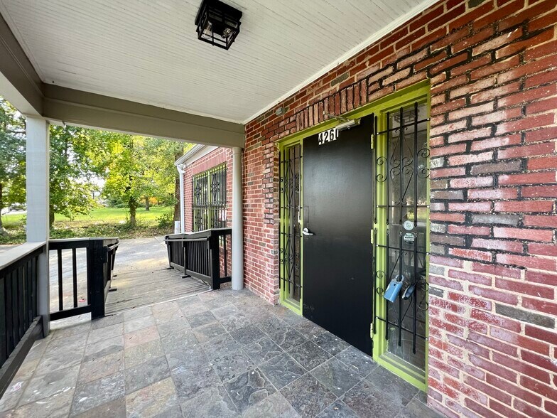 More Photos Of 4260 E Ponce De Leon Ave, Clarkston Freestanding For Lease