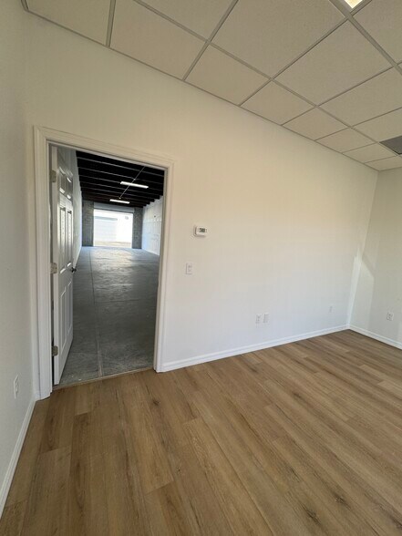 More Photos Of 205 Coastal Ln, West Melbourne Unknown For Lease