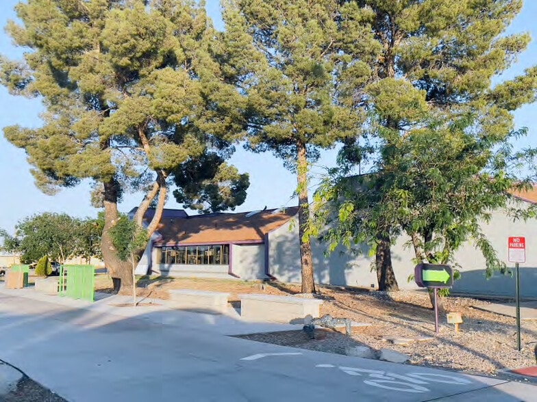 More Photos Of 386 E Fry Blvd, Sierra Vista Restaurant For Sale