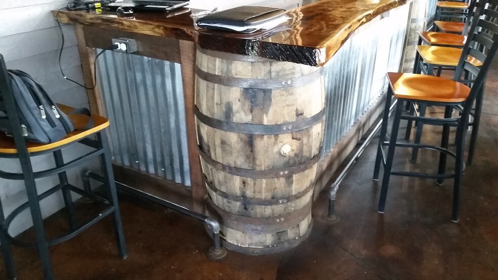 More Photos Of 5020 Cambridge Way, Plainfield Restaurant For Sale