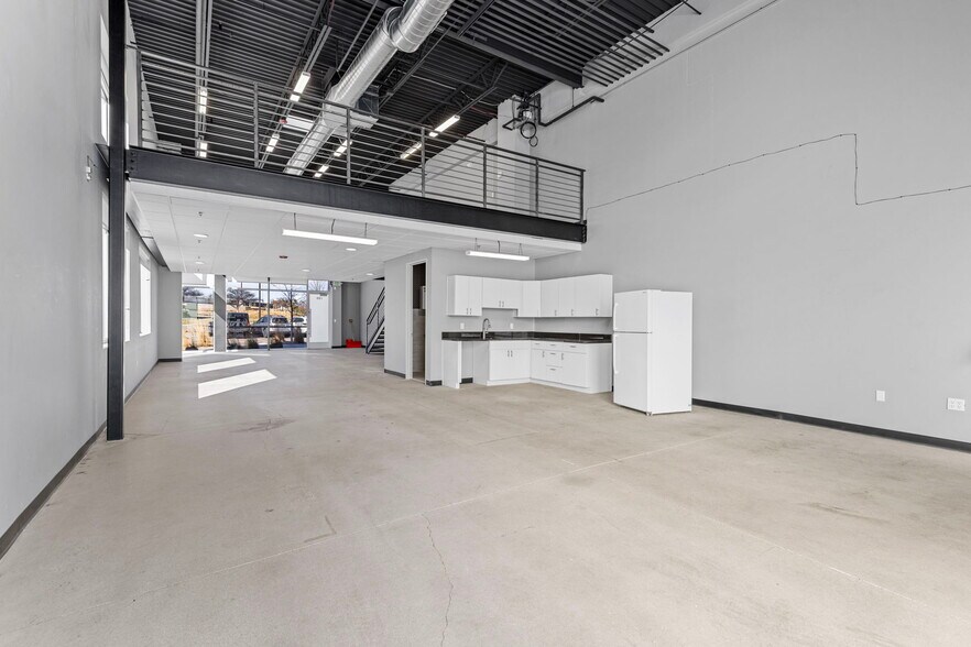 More Photos Of 12170 Tejon St, Westminster Research And Development For Lease
