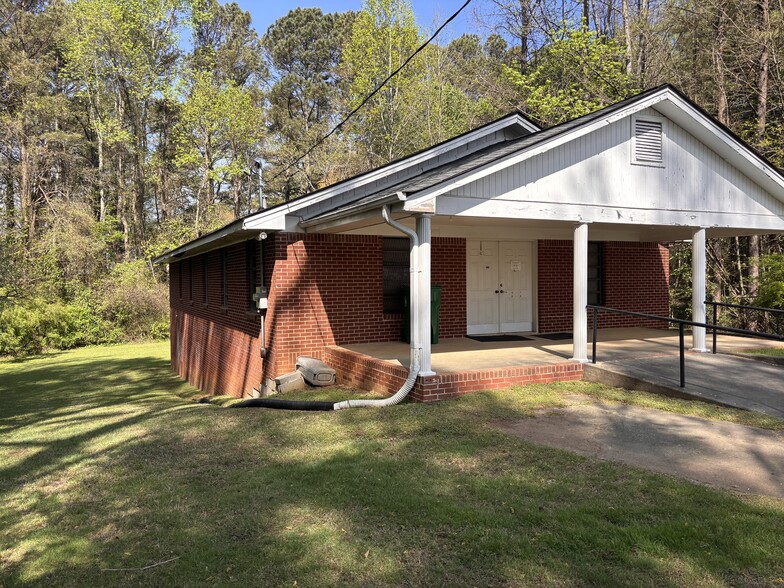 More Photos Of 1147 Panola Rd, Stone Mountain Religious Facility For Sale