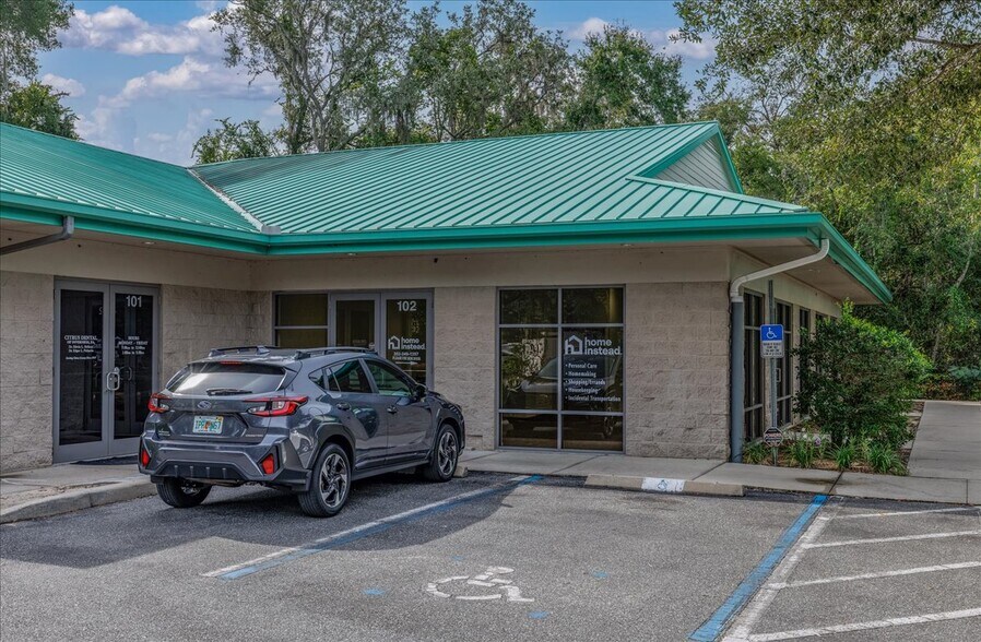 More Photos Of 2231 W Highway 44, Inverness Medical For Sale