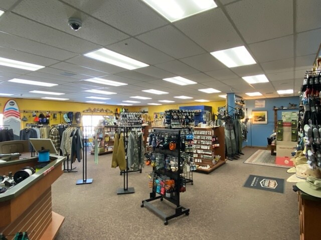 More Photos Of 122 Saratoga Rd, Schenectady General Retail For Sale