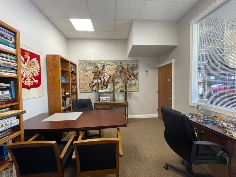 More Photos Of 3605 W Belmont Ave, Chicago Storefront Retail Residential For Lease