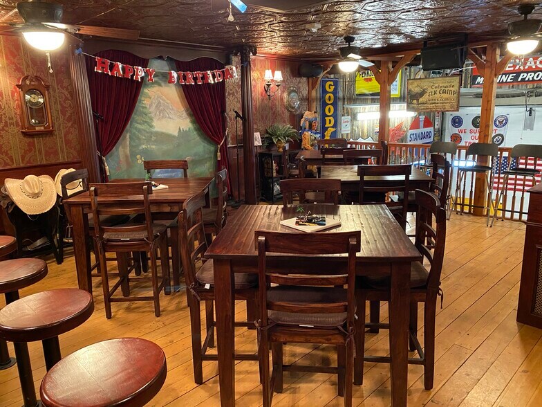 More Photos Of 9181 Commerce Center Cir, Highlands Ranch Self Storage For Sale