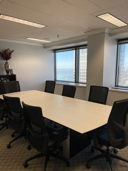 More Photos Of 201 N Franklin St, Tampa Office For Lease