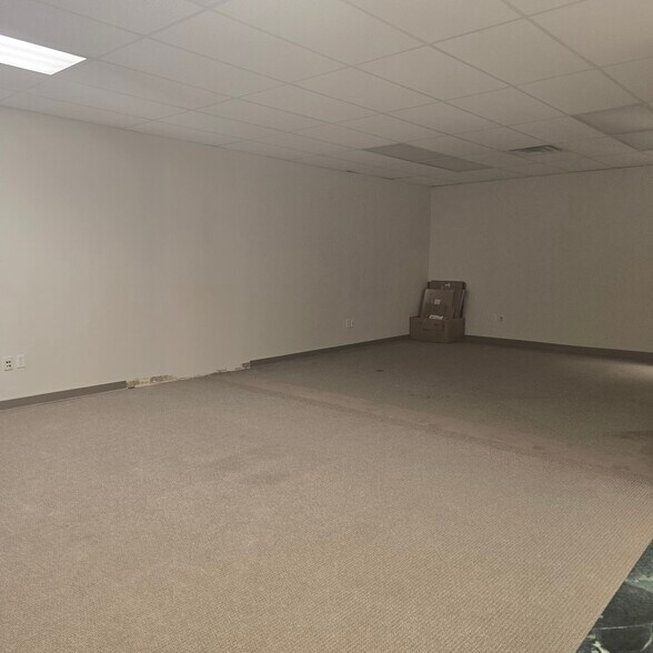 More Photos Of 4601 Hollow Tree Dr, Arlington Office For Lease