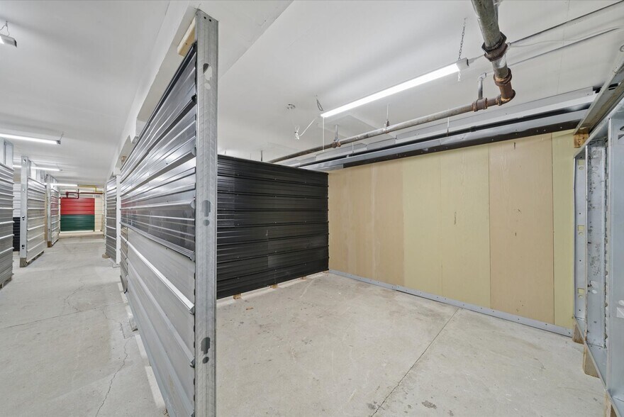 More Photos Of 21 Ann St, Brock Office For Sale