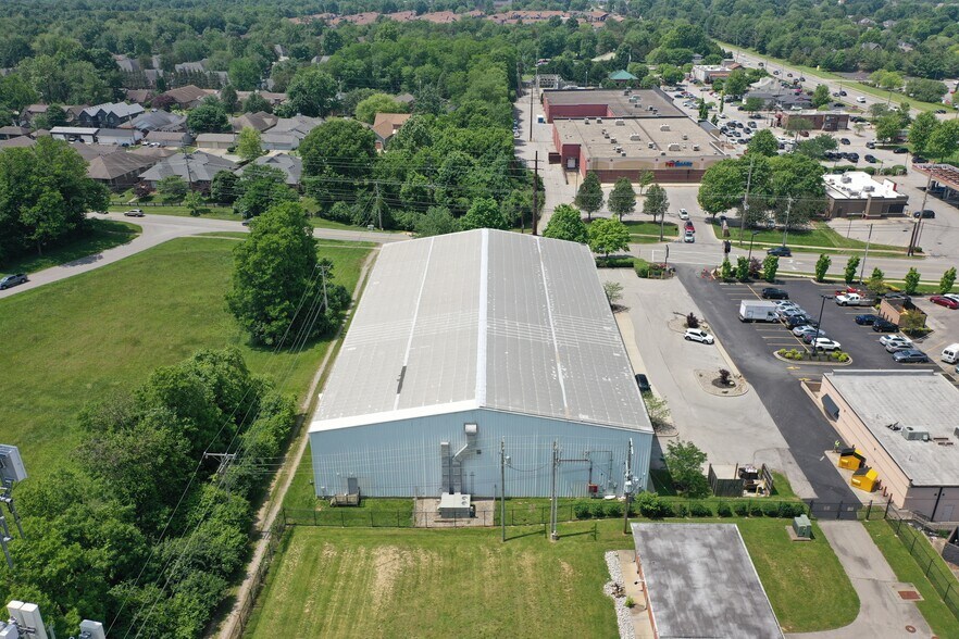 More Photos Of 3383-3385 Freys Hill Rd, Louisville Self Storage For Sale