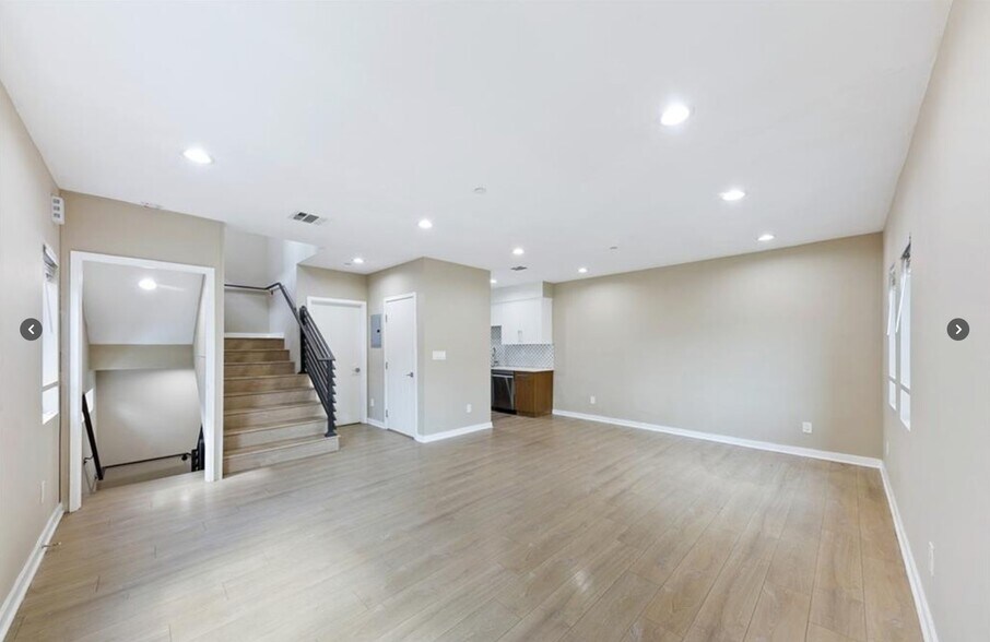 More Photos Of 961 N St Andrews Pl, Los Angeles Apartments For Sale