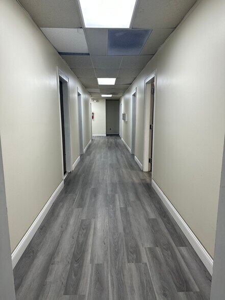 More Photos Of 191-193 Main St, Hackensack Storefront Retail Office For Lease