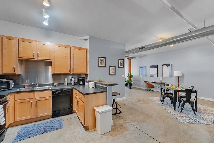 More Photos Of , Saint Louis Multifamily For Sale
