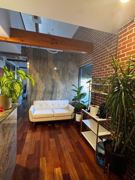 More Photos Of 1321 Post Ave, Torrance Loft Creative Space For Lease