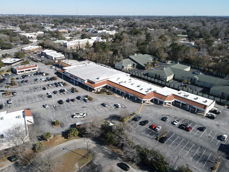 More Photos Of 630 Skylark Dr, Charleston Unknown For Lease