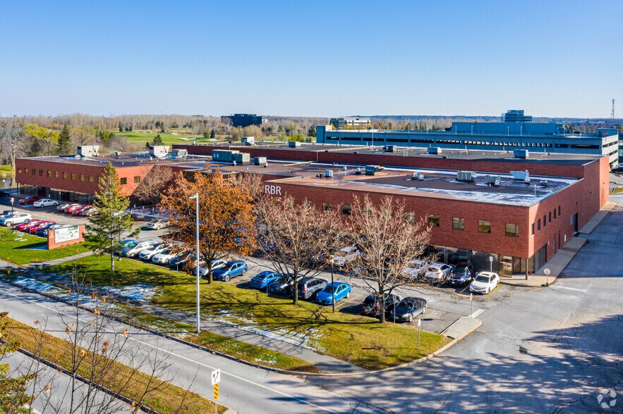 More Photos Of 359 Terry Fox Dr, Ottawa Warehouse For Lease