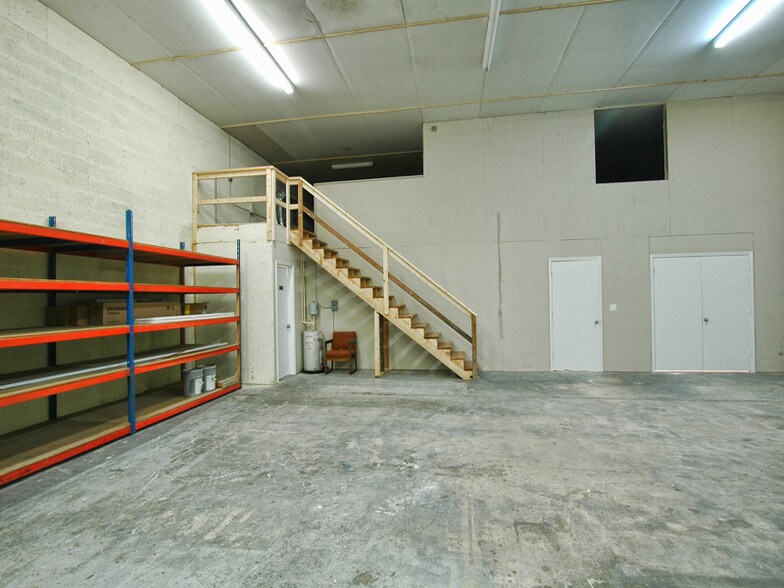 More Photos Of 1733 SW Biltmore St, Port Saint Lucie Warehouse For Sale