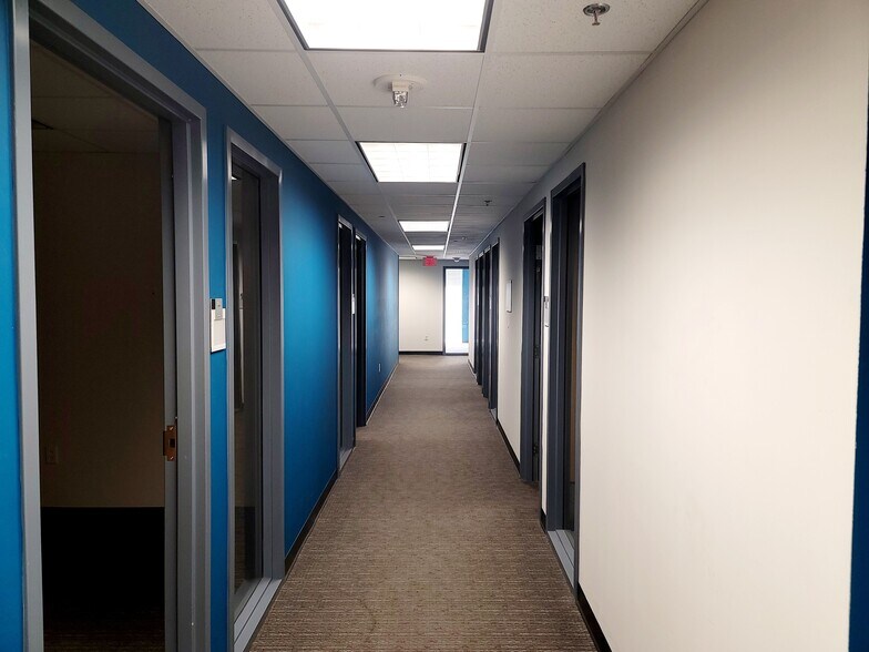 More Photos Of 700 E Franklin St, Richmond Apartments For Lease