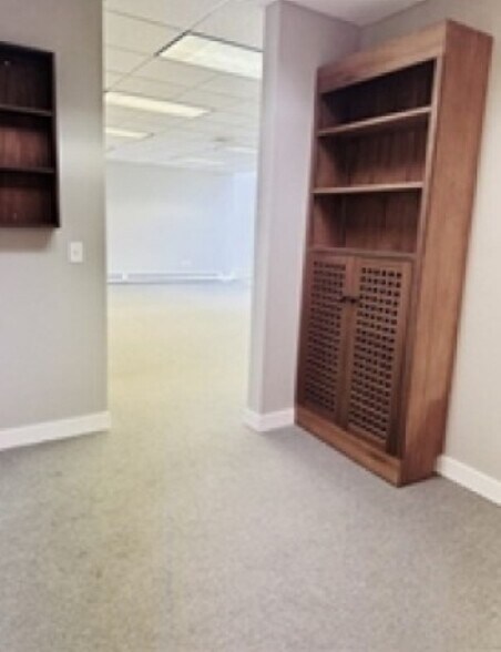 More Photos Of 180 State Rd, Sagamore Beach Office For Lease