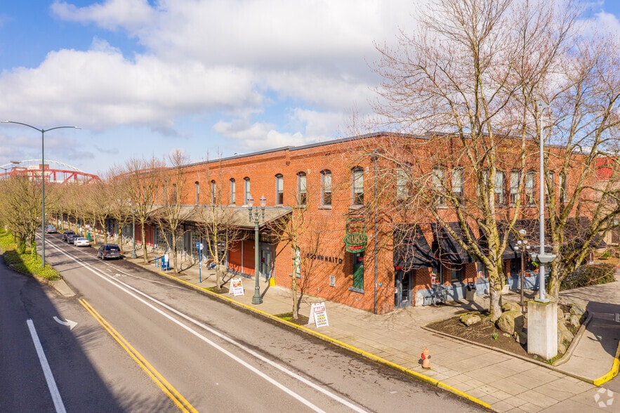 Primary Photo Of 600 NW Naito Pkwy, Portland General Retail For Sale