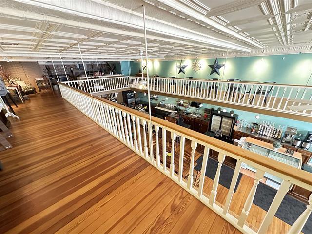 More Photos Of 203 N Main St, Monticello Storefront Retail Residential For Lease