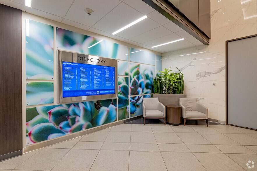 More Photos Of 1315 St Joseph Pky, Houston Office For Sale