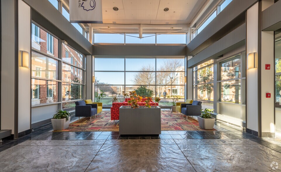 More Photos Of 45 Blue Sky Dr, Burlington Office For Lease