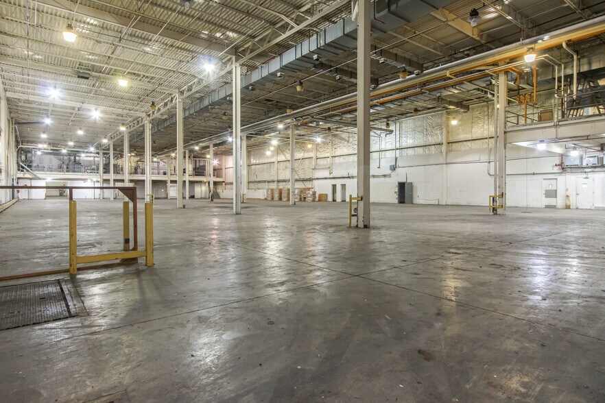 More Photos Of 377 Industrial Park Rd, Mount Jackson Warehouse For Lease