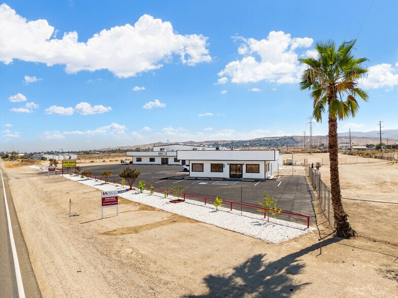 More Photos Of 1589 Kern St, Taft Warehouse For Sale