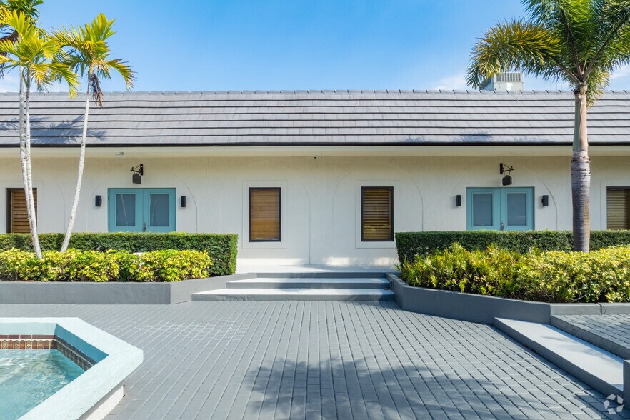 More Photos Of 2560 Rca Blvd, Palm Beach Gardens Medical For Sale
