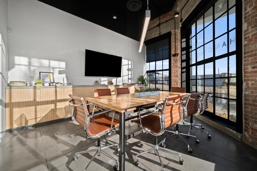 More Photos Of 311 Montana Ave, El Paso Coworking Space