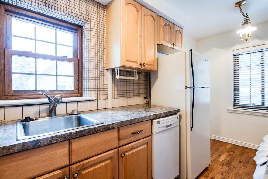 More Photos Of 127 N Pearl St, Denver Multifamily For Sale