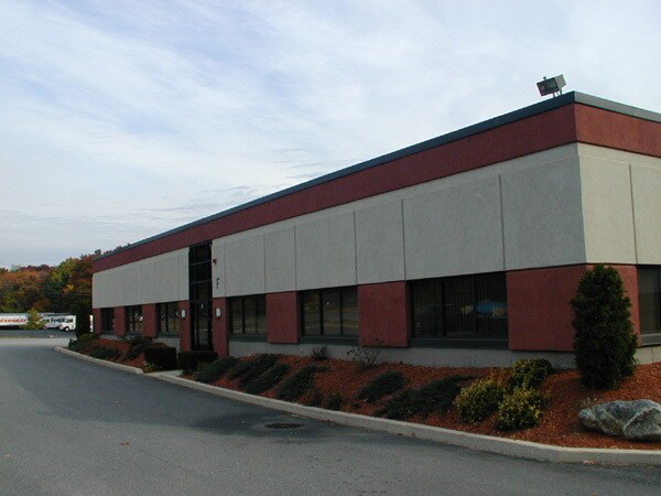 More Photos Of 260 Fordham Rd, Wilmington Light Manufacturing For Lease