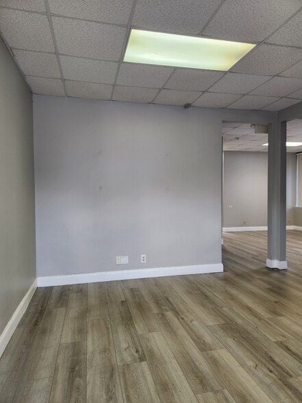 More Photos Of 5100 W Copans Rd, Margate Office For Lease