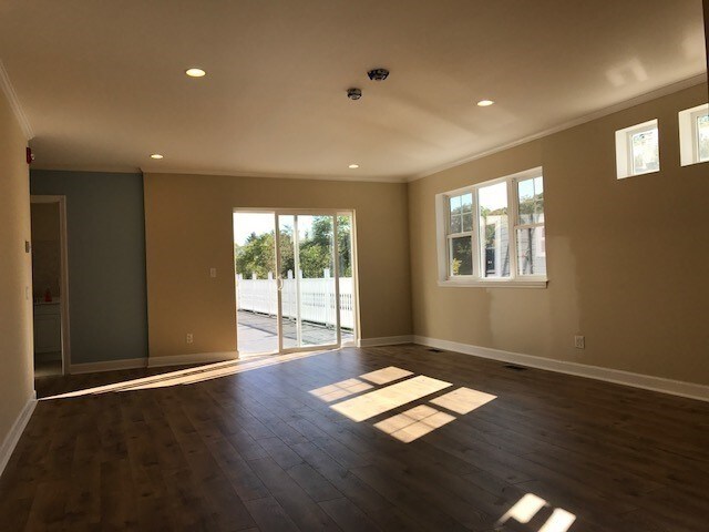 More Photos Of 1086 Long Ridge Rd, Stamford Storefront Retail Office For Lease