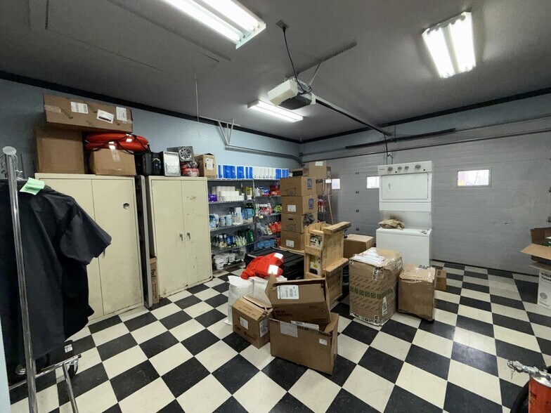 More Photos Of 4953 Big Lake, Lake Charles Office For Sale