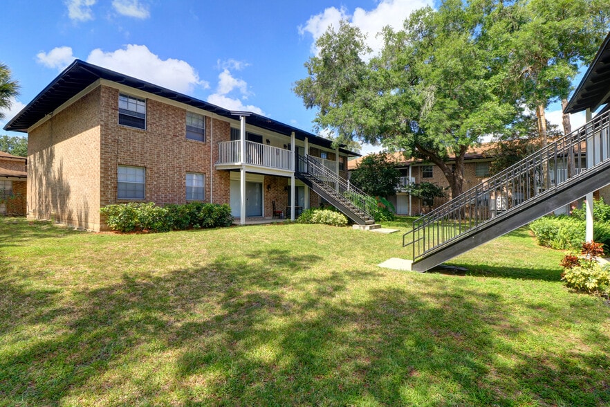 More Photos Of 7011 San Ramon Pl, Tampa Apartments For Sale