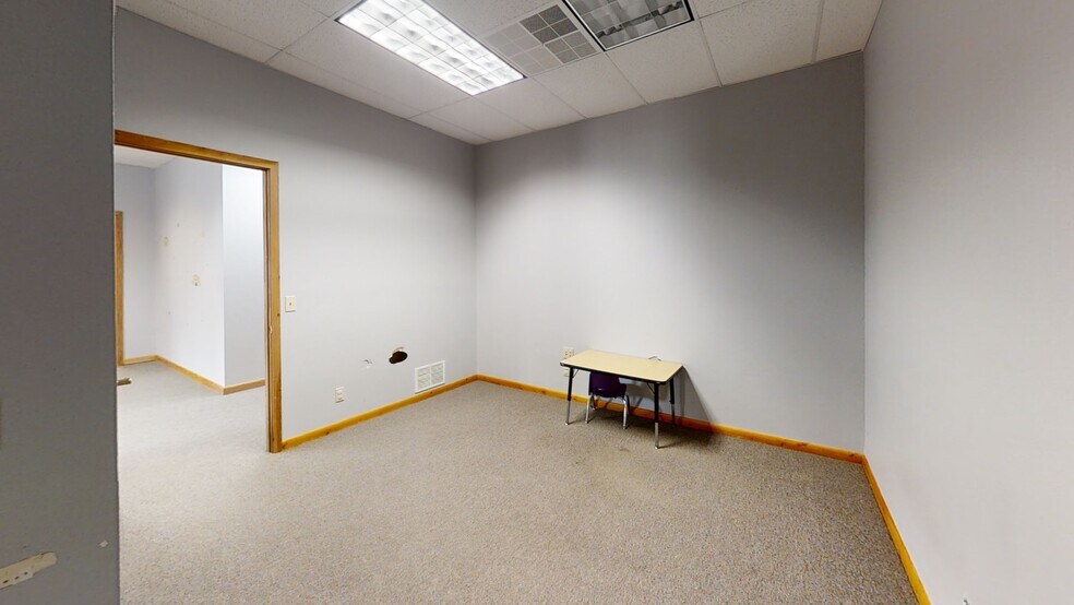 More Photos Of 112-118 S Main St, Medford Office For Sale