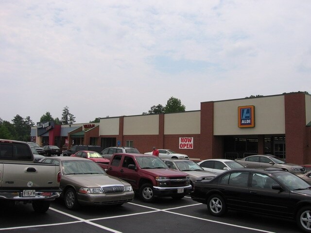 More Photos Of 2135-2177 Roswell Rd, Marietta Unknown For Lease